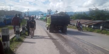Merasa Terganggu, Perusahan Dimintah Keringkan Pasir Sebelum Diangkut ke Truck