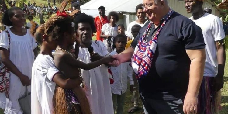 Umat Katolik Papua Merindukan Sosok Gembala Seperti Ronszynski