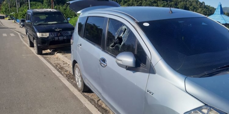 Orang Tak Dikenal Serang Mobil Ketua AJI Jayapura