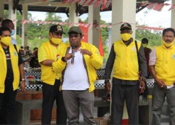 Kader Partai Golkar Kabupaten Keerom Kunjungi Pasar Aividjan  