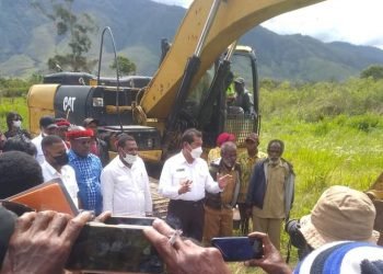 Bupati Jayawijaya Sebut Pembangunan Jalan di Distrik Maima Bukan Proyek