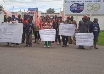 Harga BBM Melambung Tanpa Terkontrol, PMKRI Demo Ke Pemda Jayawijaya