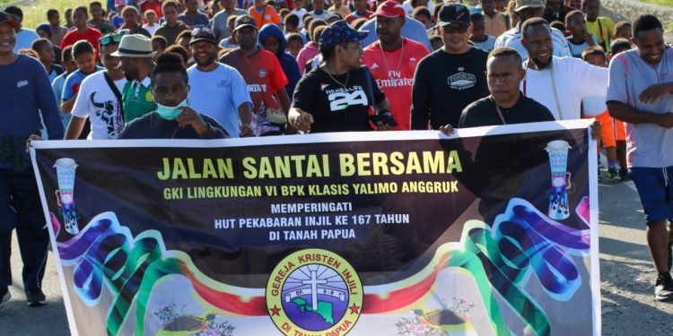 Menyongsong HUT GKI Ke-167, GKI Klasis Yalimo Angguruk Gelar Jalan Santai