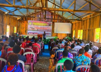 Jemaat GIDI Motulen Dekai Yahukimo Gelar Syukuran Gedung Gereja