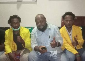 Jelang Putusan Pengadilan, Mahasiswa Harap Rektor Uncen Dihukum