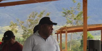 Akhiri Masa Jabatan Bupati Lanny Jaya, Befa Yigibalom Bikin Upacara”Bakar Batu”