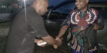 Sukseskan Konferensi Klasis, Anggota DPR Yahukimo Bantu Dana