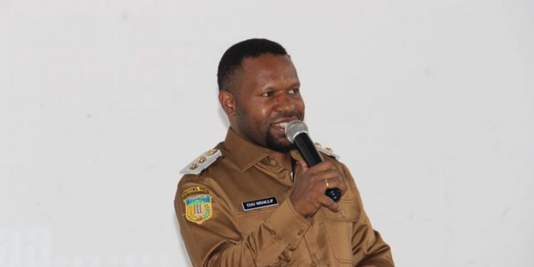 Wakil Bupati Kabupaten Yahukimo, Esau Miram S.IP - JW Sagu
