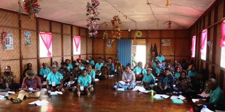 Kegiatan konferensi Gereja Kingmi Klasis Hogio