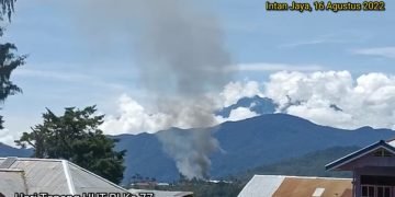 Kondisi Intan Jaya saat terjadi serangan TPN-PB pada 16 Agustus 2022. Gambar ini merupakan tangkapan layar video yang beredar di youtube tentang kejadian di Intan Jaya. Ist.