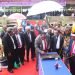 Ketua Moderamen Sinode GJRP Pdt. Tera Kepno S.Th didampingi Bupati Yahukimo Didimus Yahuli SH saat menandatangani prasasti (Ruland Kabak).