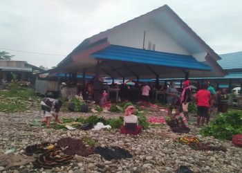 Kondisi Pasar Baru Dekai menjelang hari Natal 2022