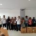 Pemda Jayawijaya Serahkan Bantuan untuk Pengusaha Kopi dan Peternak Ayam