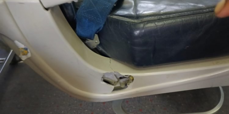 Pesawat Trigana Ditembak Di Dekai