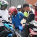 Antrian Panjang Kendaraan di Dekai Menanti APMS Dibuka