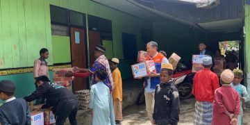 Berbagi Bahagia, BRI Branch Office Wamena RO Jayapura berbagi Sembako Kepada Pesantren Walesi