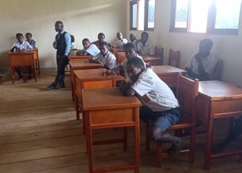 “Kenapa Ko Sekolah?”, Diskusi Hardiknas di SMPN Gelok Beam