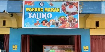 Tak Ingin Jadi Penonton, Yanus Kepno Buka Rumah Makan