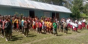 Demi SDM Distrik Ibele, Masyarakat Swadaya Bangun Dua Ruangan Kelas