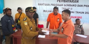 Kantor Pos Cabang Dekai  Kabupaten Yahukimo Salurkan BST Tahap II