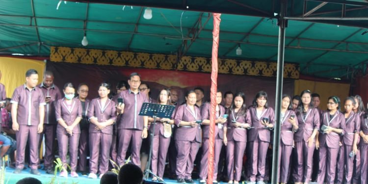 Buka Reatreat Sekolah, Bupati Jayawijaya: Pendidikan Karakter Tanggung Jawab Bersama