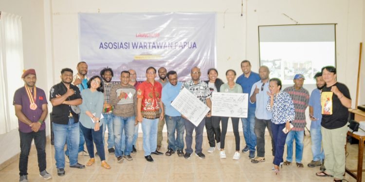 Meningkatkan Kapasitas Wartawan Papua, AWP Hadir di Tanah Papua 