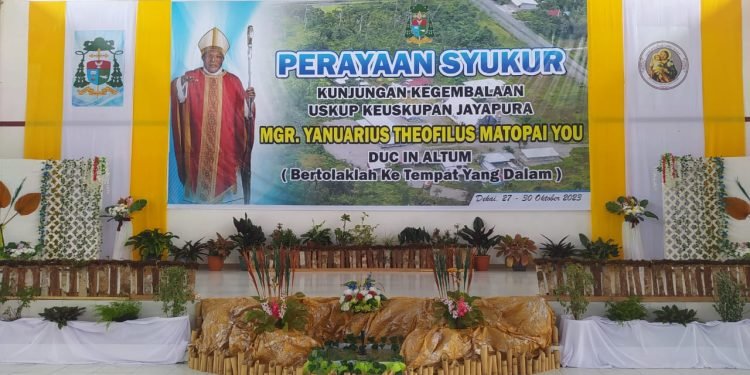 Persiapan kunjungan Uskup Mgr. Yanuarius Theofilus Matopai You ke Dekai.