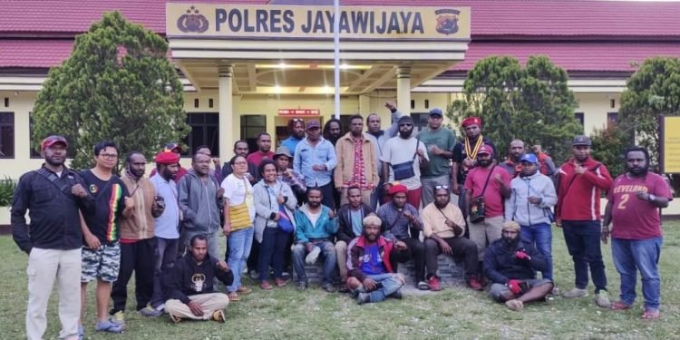 Masyarakat di Wamena Juga Laporkan Ismail Asso ke Polres Jayawijaya