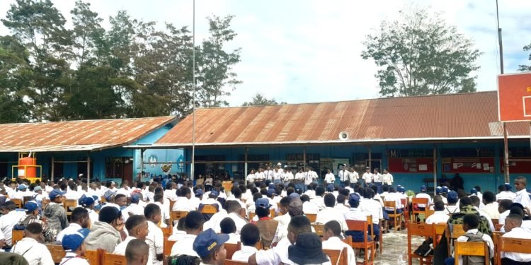 Ibadah Di Sekolah Untuk Tumbuh Kembang Iman Siswa
