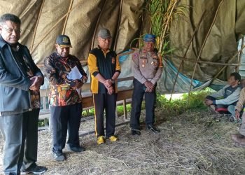 Pemda Jayawijaya Bantu Uang Duka Kepada Keluarga Korban Lakalantas