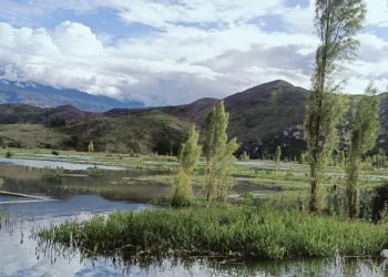 “Pemerintah Respon Cepat Banjir di Kota, Bagaimana Dengan Kami di Kampung?”
