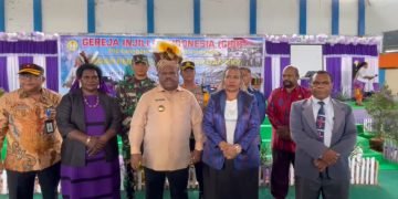 Bupati Didimus Ajak Warga GIDI Lanjutkan Tongkat Estafet Penginjilan