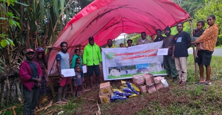  IMAPA Kalsel Salurkan Bantuan ke Korban Terdampak Banjir di Wamena