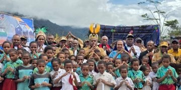 Resmikan Sejumlah Fasilitas Publik, Didimus-Esau Wujudkan Pemerataan Pembangunan di Yahukimo