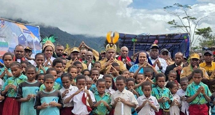 Resmikan Sejumlah Fasilitas Publik, Didimus-Esau Wujudkan Pemerataan Pembangunan di Yahukimo