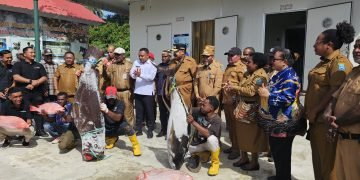 Perkuat Kerjasama Sektor Perikanan dan Pertanian, Gubernur Jhon Tabo Kunjungi Biak Numfor