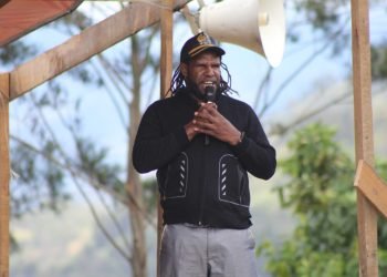 Ketua I DPRK Lanny Jaya Hadiri Sumbangan Sukarela  Pembangunan Gereja