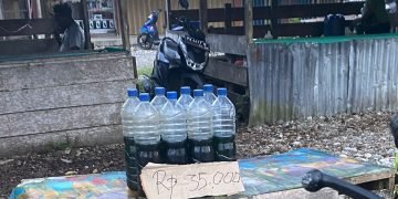 Kini Harga Bensin di Yahukimo Naik Rp35-50 Ribu Per Liter