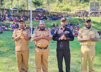 Sertijab Kadistrik Tagineri Digelar di Lapangan Terbuka