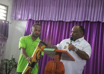 Bupati Yahukimo Didimus Yahuli Tutup Kegiatan Pembinaan Penguatan Kolaborasi Dengan Klinik Pratama