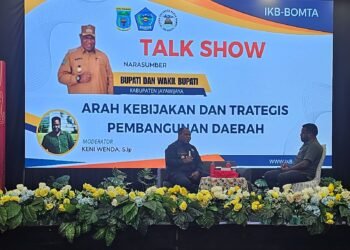 Bupati Jayawijaya Buka Talk Show IKB-BOMTA