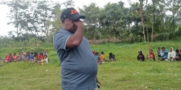 Momen Haru di Hubikosi Air Mata Wabup Jayawijaya Pecah Saat Mediasi Warga Pengungsi