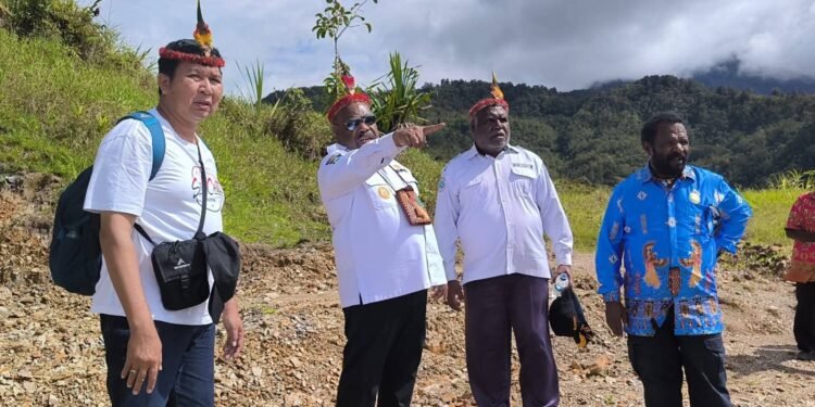 Bupati Didimus Tinjau Langsung Pembangunan Lapter Brubra Distrik Silimo