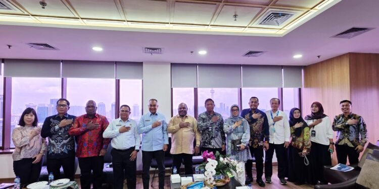 Percepatan Pembangunan di Yahukimo, Bupati Didimus Temui Ketua Komite BP3OKP di Jakarta