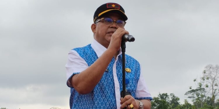 Sekda Yahukimo Pimpin Apel Pagi, Tekankan Kedisiplinan dan Efisiensi Anggaran 2027