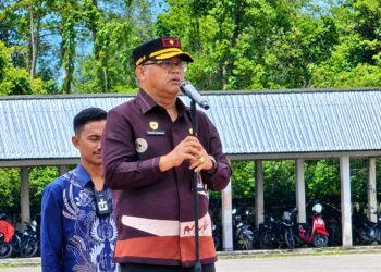 Sekda Yahukimo Pimpin Apel, Tekankan Disiplin dan Konsistensi ASN