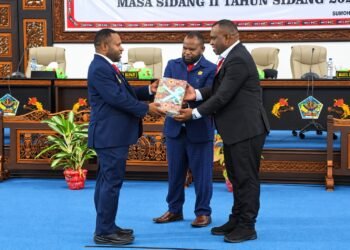Wabup Esau Miram Hadiri Pembukaan Rapat Paripurna DPRK Yahukimo