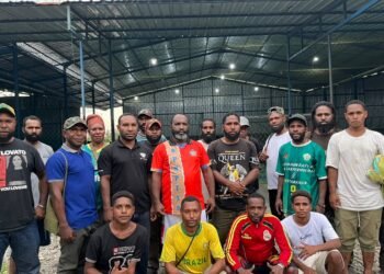 Menunggu Jadwal Musda KNPI, Pemuda Yahukimo Isi Kegiatan dengan Sparing Futsal