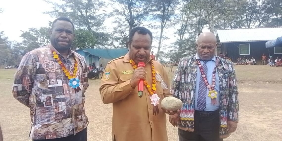  Peletakan Batu Pondasi,  Simbol Kristus Sebagai Dasar Pembangunan Gereja